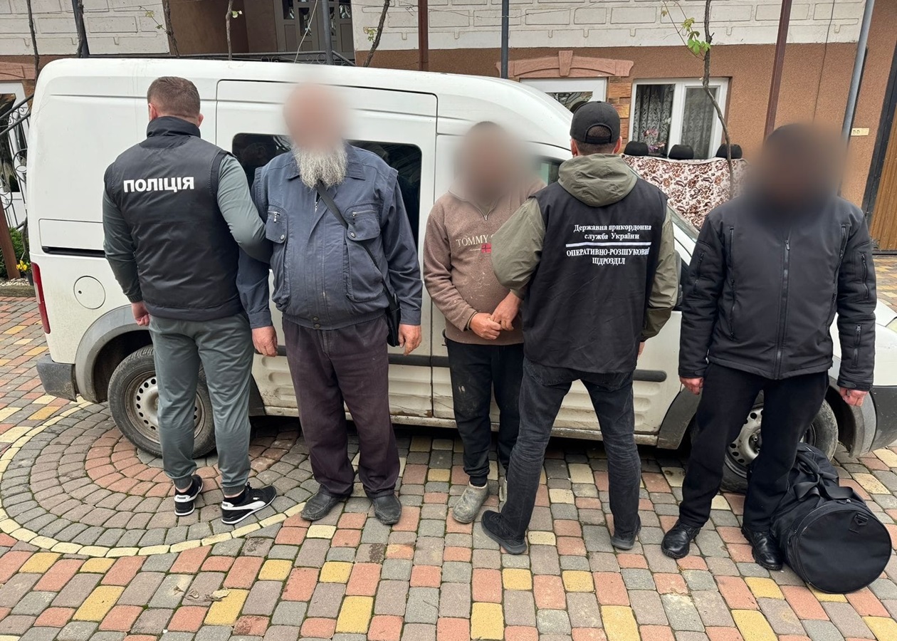 Служителів МП відправили під варту за схему для ухилянтів