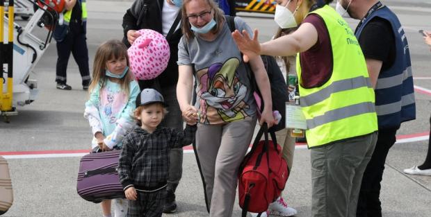 В країні ЄС хочуть змінити мінімалку: Ось що буде із зарплатами українських біженців