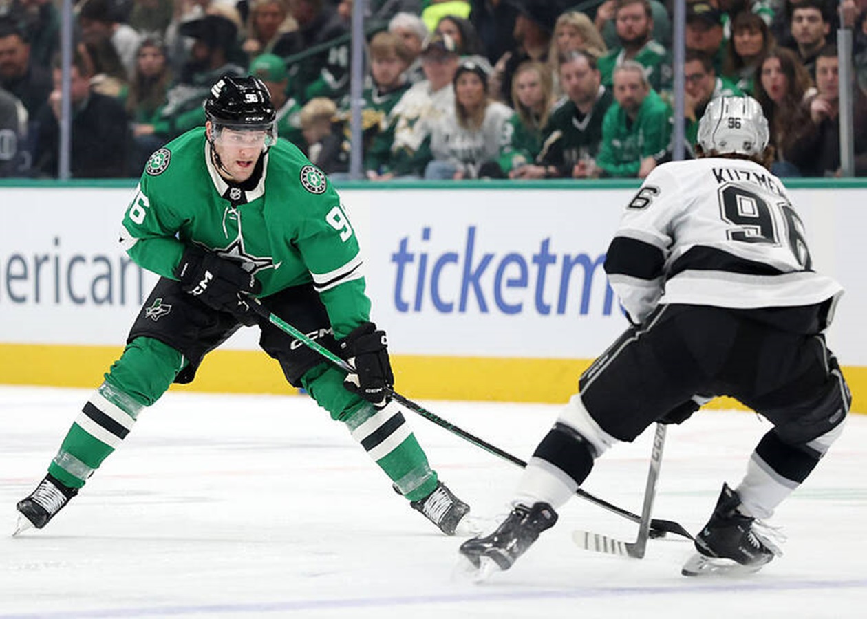 НХЛ: Даллас перервав серію невдач, Тампа програла