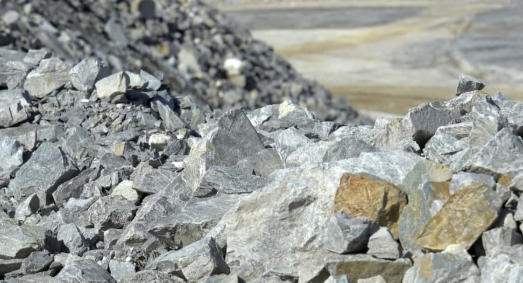 Таки дотисли? Україна віддасть одне з найбільших родовищ літію інвесторам, пов'язаним з Трампом