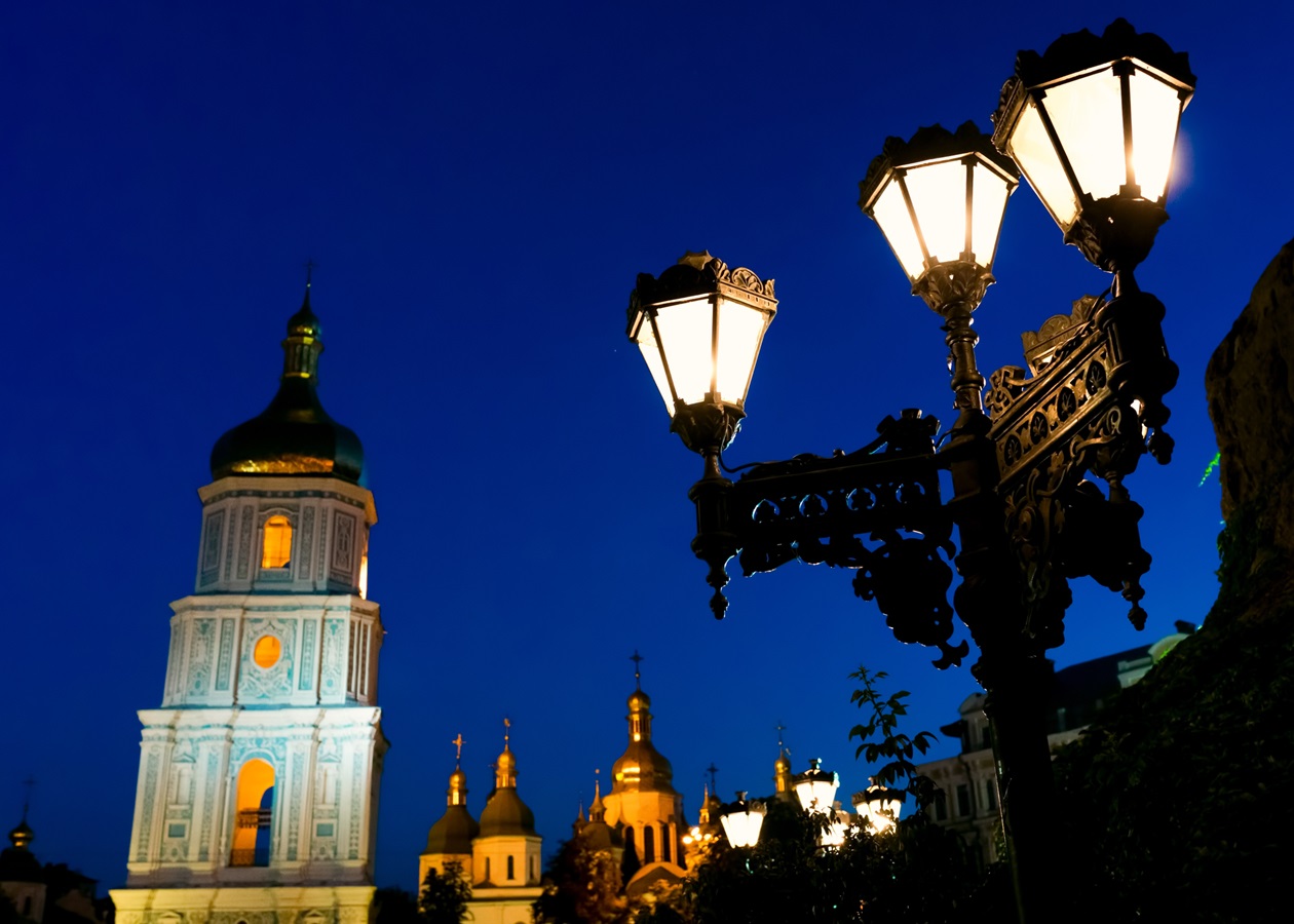 Укренерго підтвердило відключення на середу