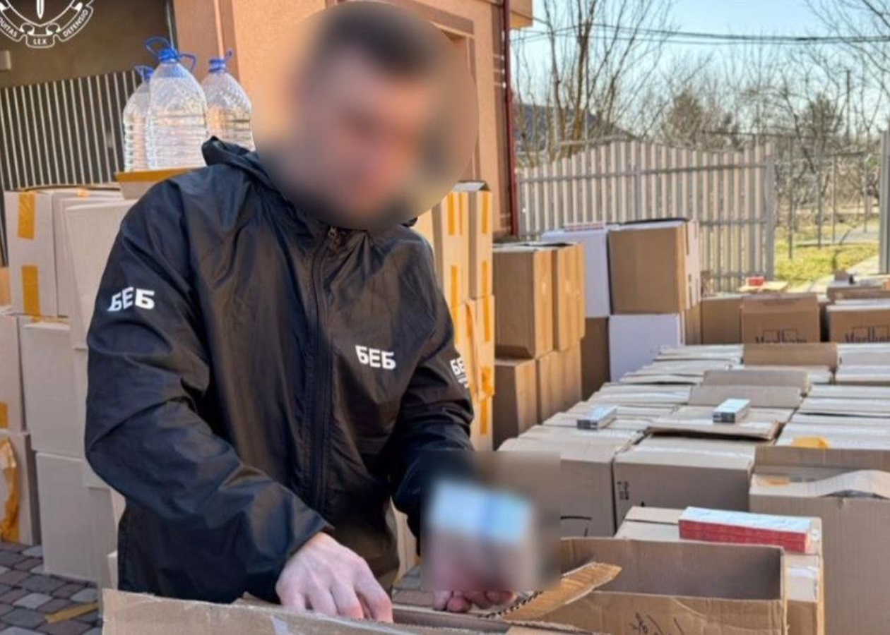 На Буковині викрили великого дистриб’ютора нелегальних сигарет
