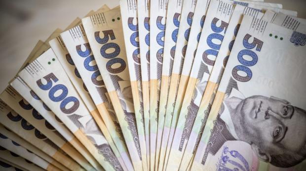 Зарплати українців суттєво зросли, але є нюанс: Ось кому та за що готові платити рекордні суми