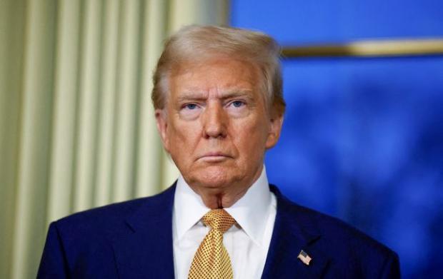 Брудна схема: Оточення Трампа підозрюють у спекуляціях на "інсайдах" і заробітках мільйонів, - Esquire