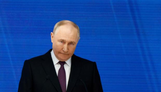 Більше не наддержава: Росія просить у Казахстану 50 тисяч тонн бензину через дефіцит, - Reuters