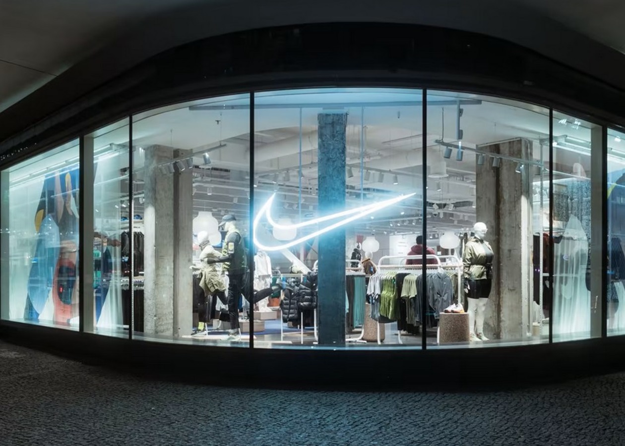 Nike потрапив у скандал через співпрацю з російським дизайнером