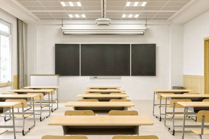 Учителям додадуть ще 20%, студентам подвоять стипендії: що зміниться з 1 вересня