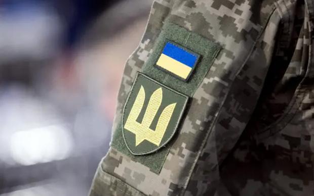 "Ускладнити комфортне життя": Нардеп запропонував обмежити ухилянтам доступ до банків і ЦНАПів